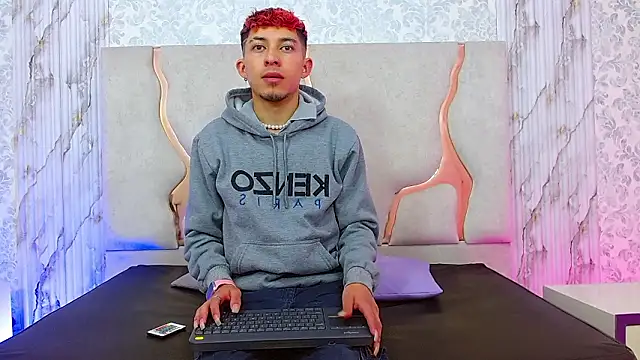 Axel tay online show from 02-02-26, 12:48