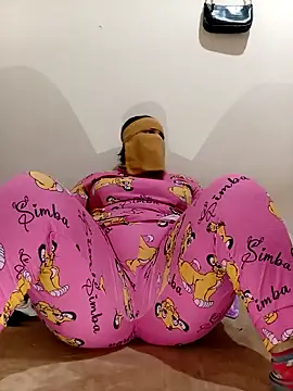 Snapshot of Samara-Bella chatting on 01-27-25, 11:54 Samara-Bella online show from 01-27-25, 11:54