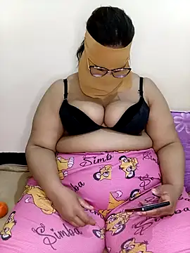 Snapshot of Samara-Bella chatting on 02-16-25, 02:20 Samara-Bella online show from 02-16-25, 02:20