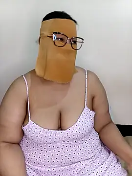 Snapshot of Samara-Bella chatting on 02-18-25, 02:06 Samara-Bella online show from 02-18-25, 02:06