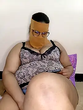 Snapshot of Samara-Bella chatting on 02-28-25, 09:33 Samara-Bella online show from 02-28-25, 09:33