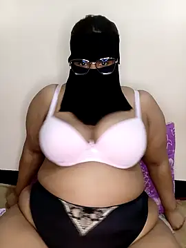 Snapshot of Samara-Bella chatting on 03-10-25, 12:51 Samara-Bella online show from 03-10-25, 12:51