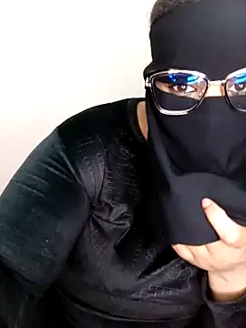 Snapshot of Samara-Bella chatting on 03-16-25, 11:14 Samara-Bella online show from 03-16-25, 11:14