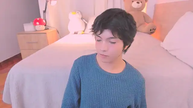 AllanYong18 online show from 02-15-26, 08:24