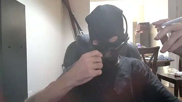 Snapshot of filthymind619 chatting on 01-25-25, 03:40 filthymind619 online show from 01-25-25, 03:40