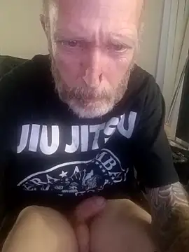 Snapshot of filthymind619 chatting on 10-11-25, 11:47 filthymind619 online show from 10-11-25, 11:47