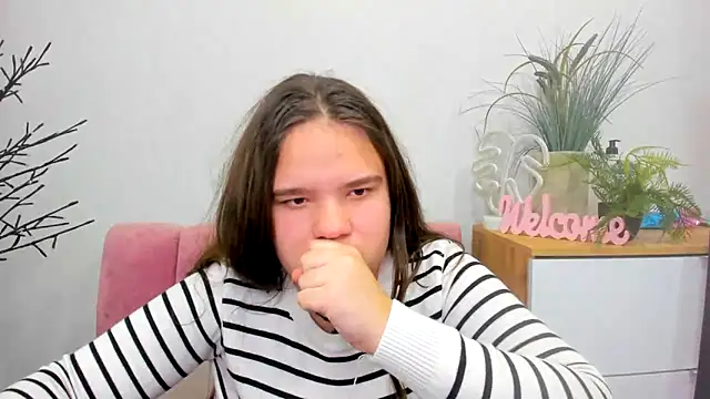 AdeleCruz online show from 02-02-25, 04:22