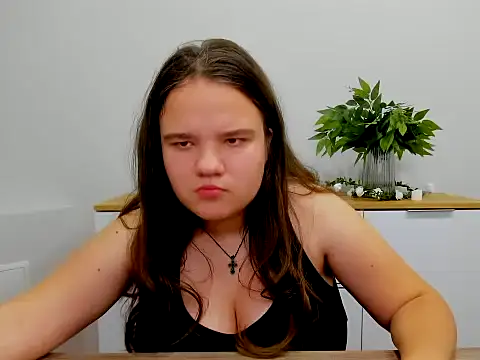 AdeleCruz online show from 02-04-25, 11:27