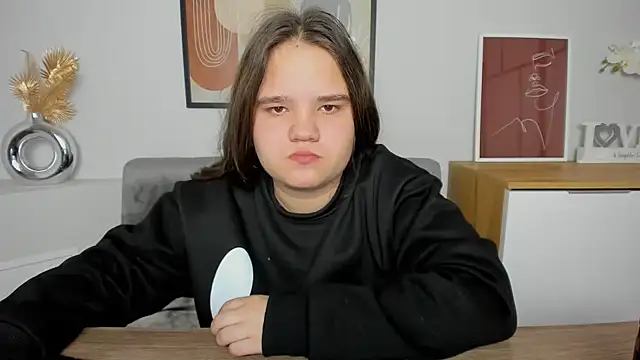 AdeleCruz online show from 03-03-25, 04:24