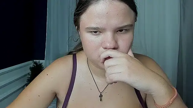 AdeleCruz online show from 09-15-25, 12:16