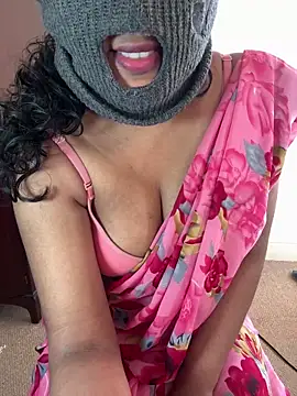 ArathyNambyarMallu online show from 03-18-25, 04:37