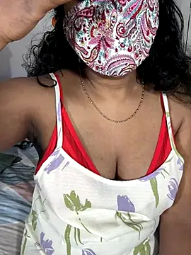 ArathyNambyarMallu online show from 11-08-25, 10:26