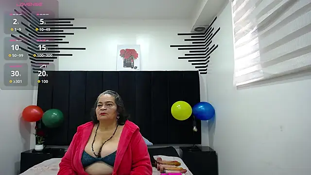 VickyBoobss online show from 10-12-25, 12:59