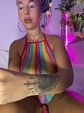 CheekyChels online show from 10-19-25, 08:59