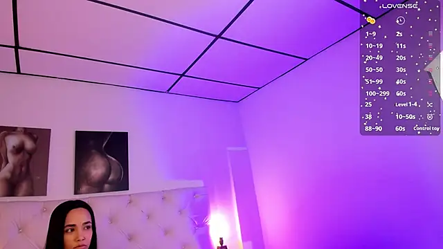 Snapshot of kathy_bakerr chatting on 10-28-25, 01:25 kathy bakerr online show from 10-28-25, 01:25