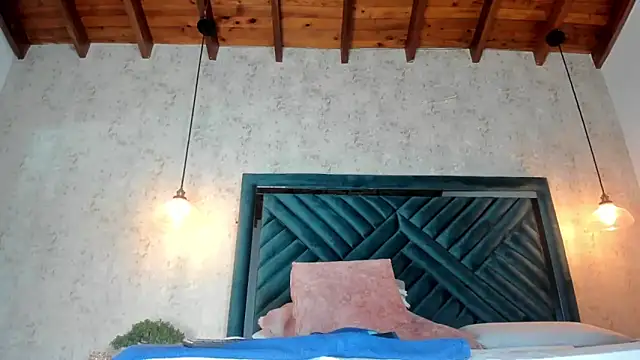 Marttina Ruiz online show from 02-28-25, 07:46