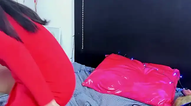 Cleo Hott online show from 03-18-25, 12:25