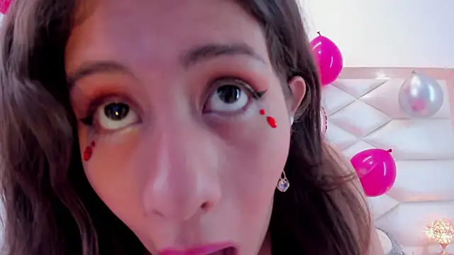 MiaQueen021 online show from 03-21-25, 04:18