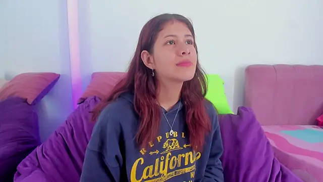 MiaQueen021 online show from 09-23-25, 02:09