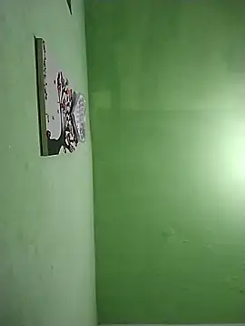 Snapshot of safado0027 chatting on 10-12-25, 02:21 safado0027 online show from 10-12-25, 02:21