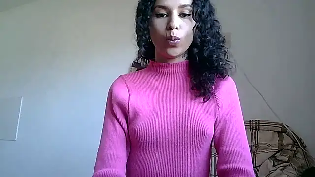 Snapshot of PanteraBrasil chatting on 09-12-25, 04:29 PanteraBrasil online show from 09-12-25, 04:29