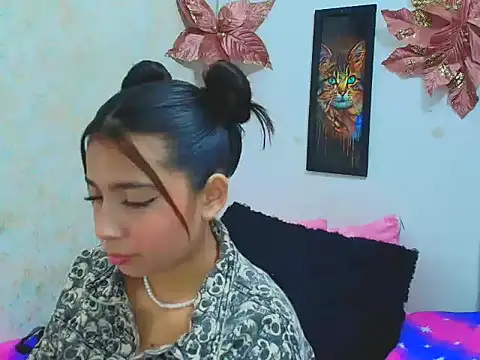 Rousse violett online show from 01-10-25, 08:48