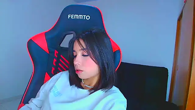 Rousse violett online show from 09-18-25, 09:50