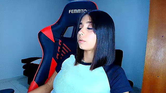 Rousse violett online show from 02-19-26, 10:39