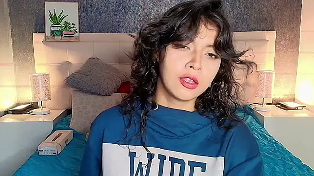 gabriela cortez online show from 02-25-25, 12:14