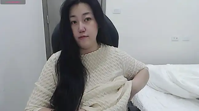 Snapshot of minnie9009 chatting on 02-28-25, 08:09 minnie9009 online show from 02-28-25, 08:09