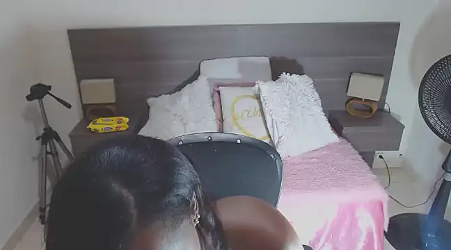 Snapshot of RAICHELLCOOPER1 chatting on 01-27-25, 11:11 RAICHELLCOOPER1 online show from 01-27-25, 11:11