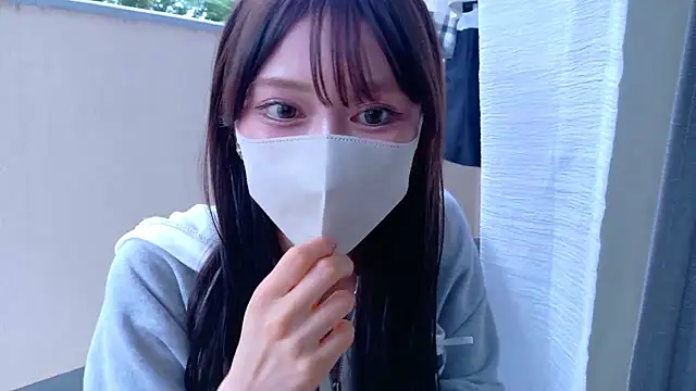 Snapshot of riken_jp chatting on 10-05-25, 12:42 riken jp online show from 10-05-25, 12:42