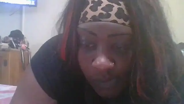 ExoticChocolit online show from 11-09-25, 12:53