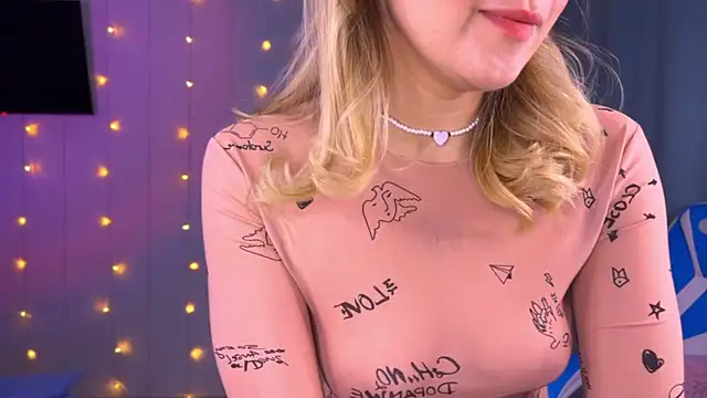 Snapshot of Mercedes_Robinson chatting on 09-11-25, 04:51 Mercedes Robinson online show from 09-11-25, 04:51