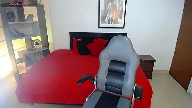 Snapshot of _Daniela_hot_1 chatting on 01-22-25, 04:13  Daniela hot 1 online show from 01-22-25, 04:13