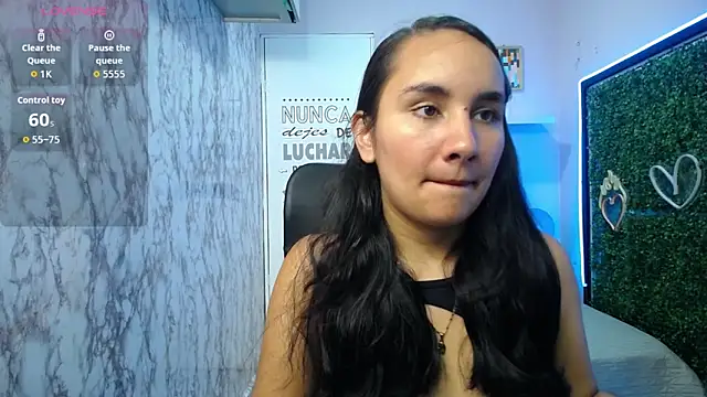 Maylin horny19 online show from 09-10-25, 07:36