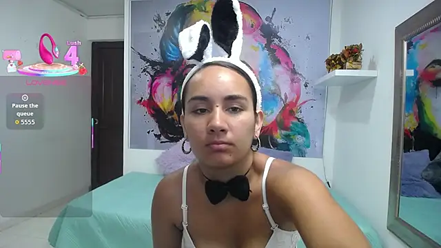 Maylin horny19 online show from 10-31-25, 11:22