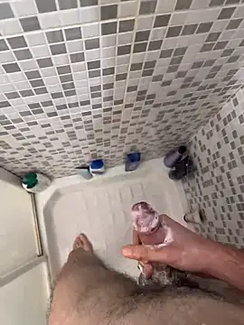 lucarioos06 online show from 01-10-25, 06:49