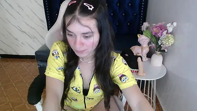 Snapshot of Sarita_v_ chatting on 03-07-25, 12:45 Sarita v online show from 03-07-25, 12:45