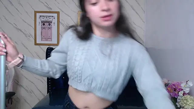 Snapshot of Sarita_v_ chatting on 03-11-25, 06:52 Sarita v online show from 03-11-25, 06:52