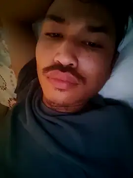 Snapshot of MysticalTylerAKXylo chatting on 09-24-25, 01:42 MysticalTylerAKXylo online show from 09-24-25, 01:42