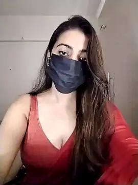 Snapshot of Priyanka998 chatting on 02-03-25, 02:34 Priyanka998 online show from 02-03-25, 02:34