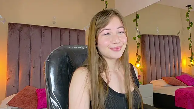 Dahlia Rousse online show from 04-01-26, 06:58