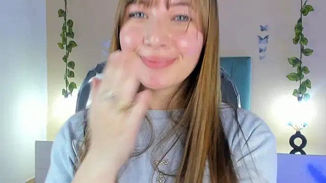 Dahlia Rousse online show from 04-02-26, 11:02