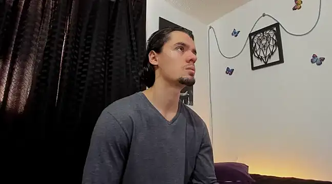 Snapshot of maxi_styles chatting on 01-28-25, 05:03 maxi styles online show from 01-28-25, 05:03