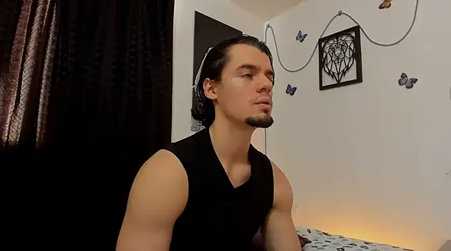 Snapshot of maxi_styles chatting on 02-07-25, 08:10 maxi styles online show from 02-07-25, 08:10