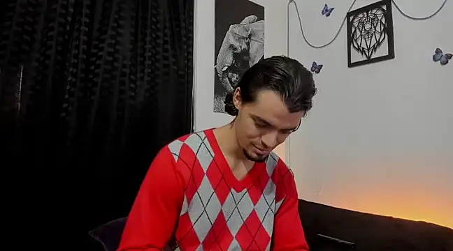 Snapshot of maxi_styles chatting on 02-21-25, 02:48 maxi styles online show from 02-21-25, 02:48