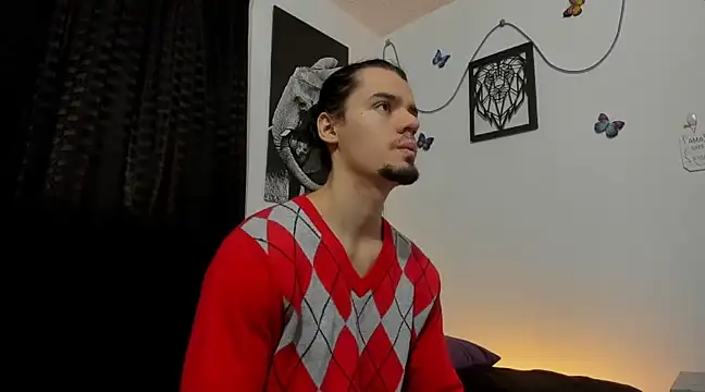 Snapshot of maxi_styles chatting on 02-25-25, 07:47 maxi styles online show from 02-25-25, 07:47