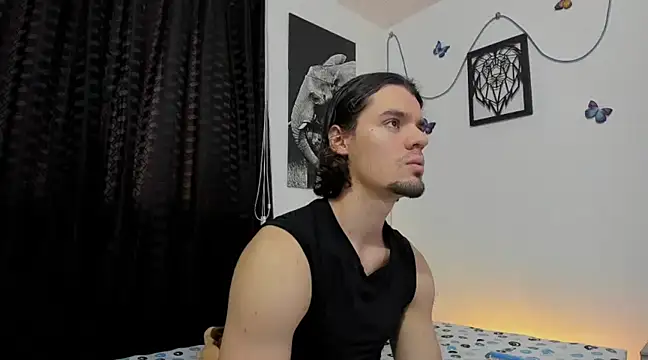 Snapshot of maxi_styles chatting on 03-11-25, 08:53 maxi styles online show from 03-11-25, 08:53