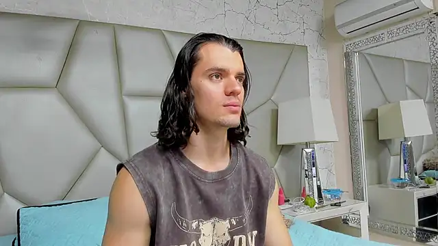 Snapshot of maxi_styles chatting on 02-24-26, 08:51 maxi styles online show from 02-24-26, 08:51